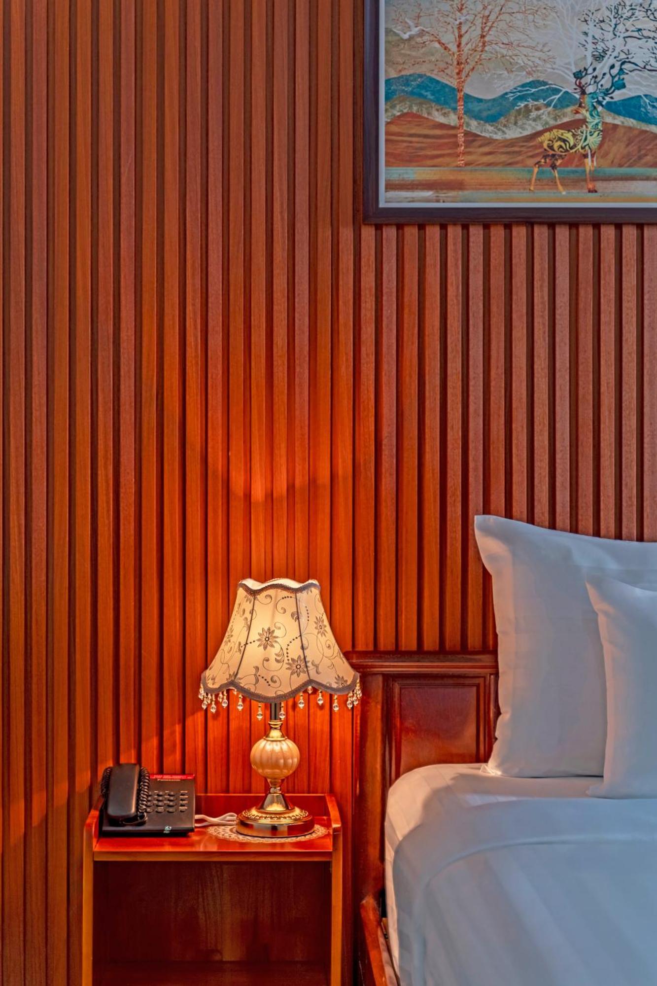 Venus Hotel Ho Chi Minh-staden Exteriör bild